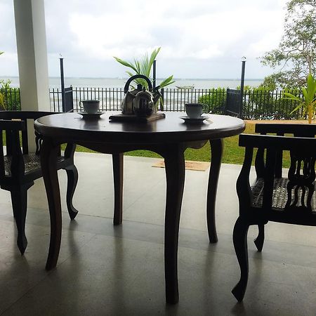 Negombo Holiday Home Bagian luar foto