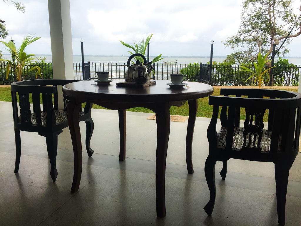 Negombo Holiday Home Bagian luar foto