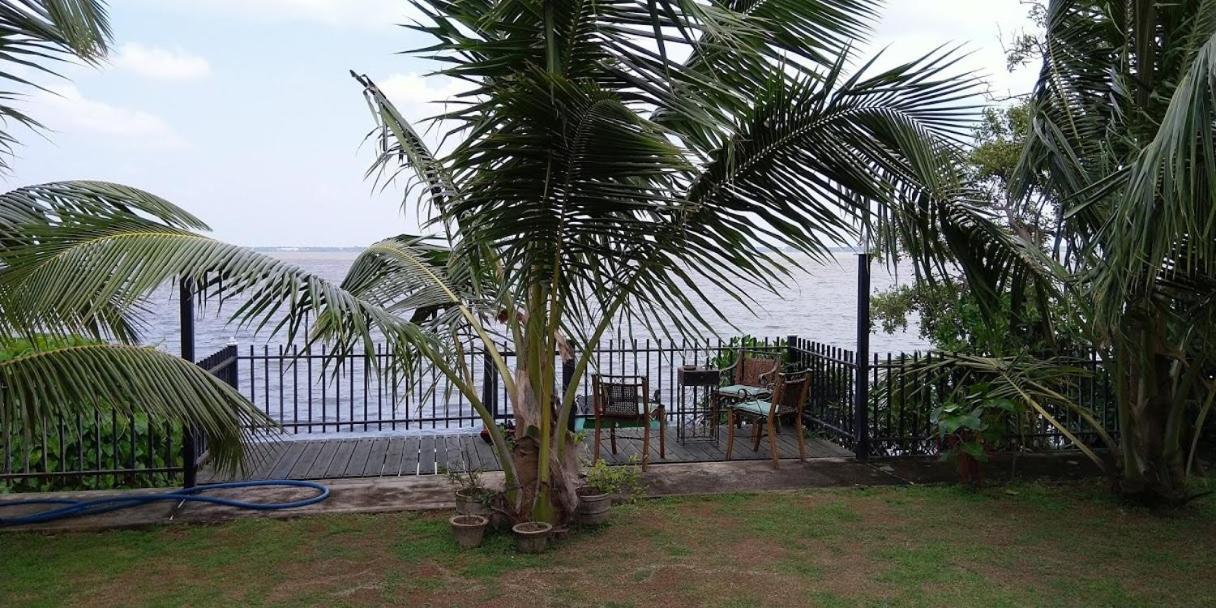Negombo Holiday Home Bagian luar foto