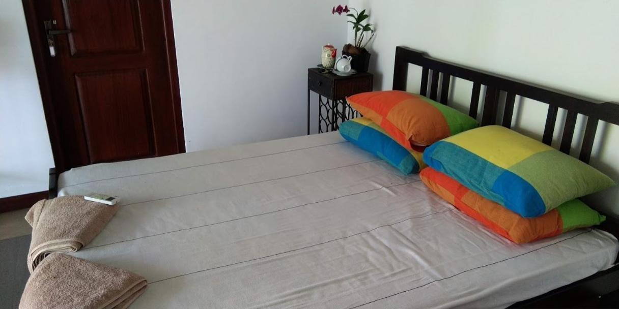 Negombo Holiday Home Bagian luar foto
