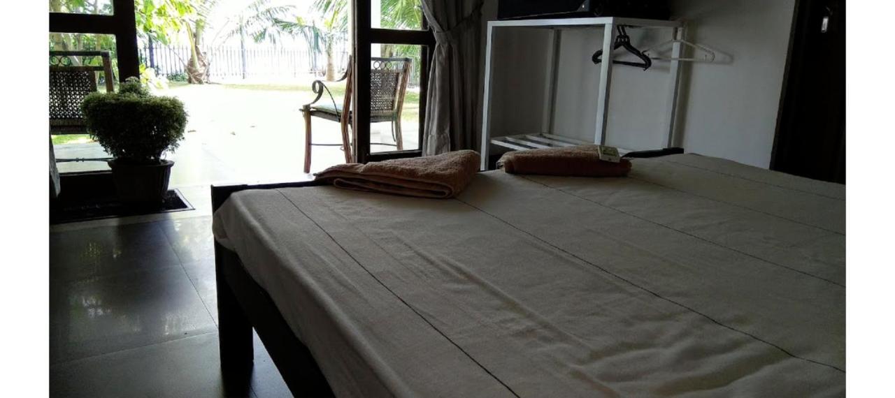 Negombo Holiday Home Bagian luar foto